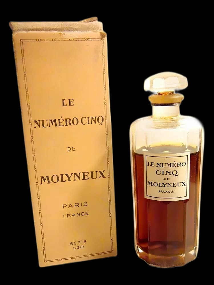 Le Numero Cinq for women